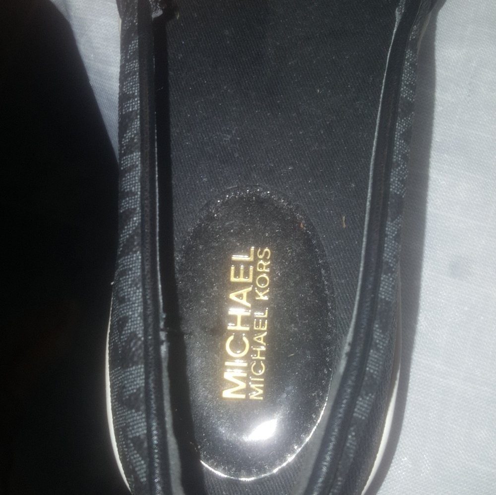 Michael Kros - Picture 6 of 7